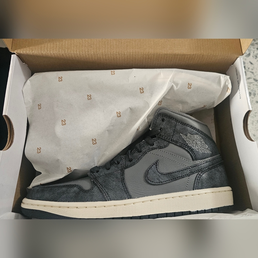 Air Jordans size 8
